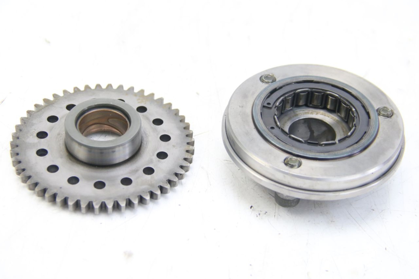 photo de ENGRENAGEM LIVRE DO MOTOR DE ARRANQUE YAMAHA FZS FAZER 600 (2001 - 2003) - Ampliação técnica