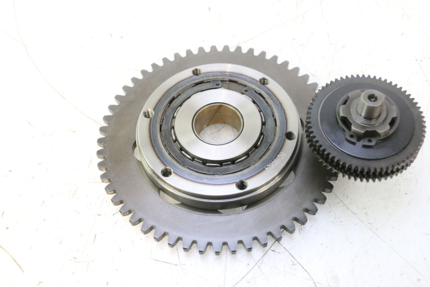 photo de ENGRENAGEM LIVRE DO MOTOR DE ARRANQUE GILERA GP 800 (2007 - 2013) - Pontos de fixação