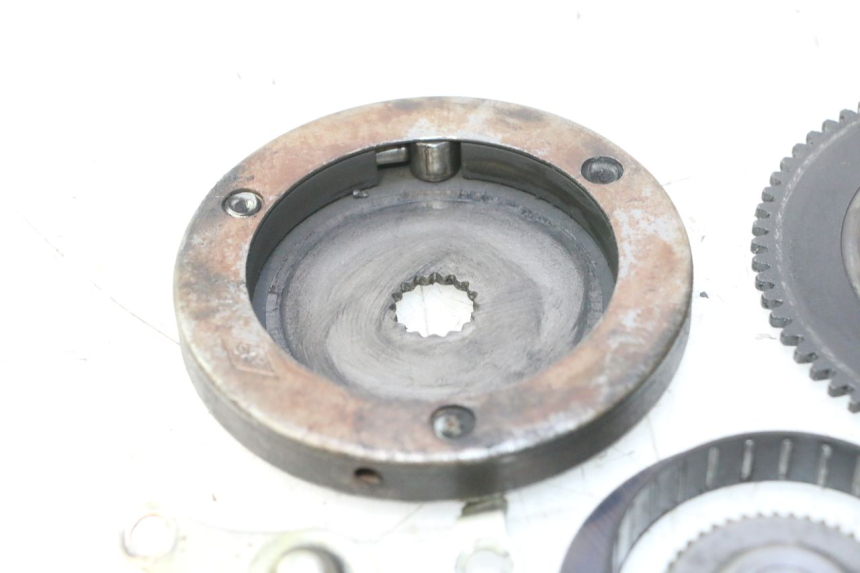photo de ENGRENAGEM LIVRE DO MOTOR DE ARRANQUE NECO GPX LC 2T 50 (2014 - 2018) - Outro ângulo de visão
