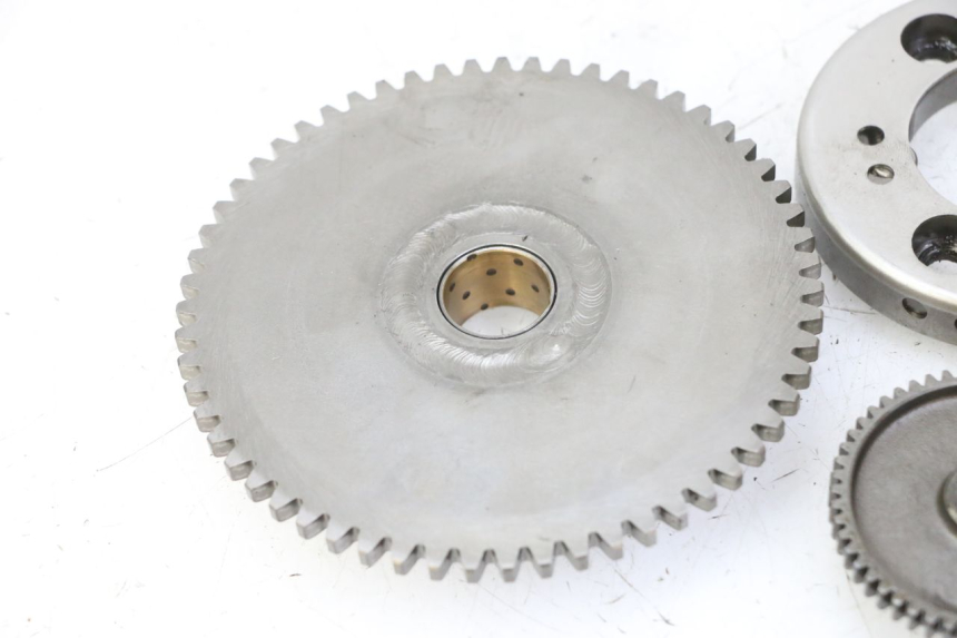 photo de ENGRENAGEM LIVRE DO MOTOR DE ARRANQUE KYMCO GRAND DINK 125 (2008 - 2014) - Zoom do estado de desgaste