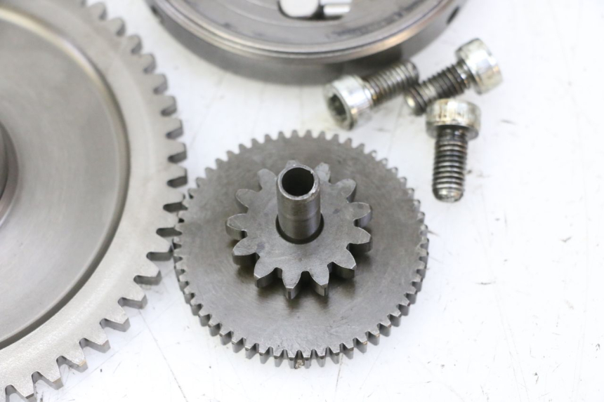 photo de ENGRENAGEM LIVRE DO MOTOR DE ARRANQUE KYMCO GRAND DINK 125 (2008 - 2014) - Pontos de fixação