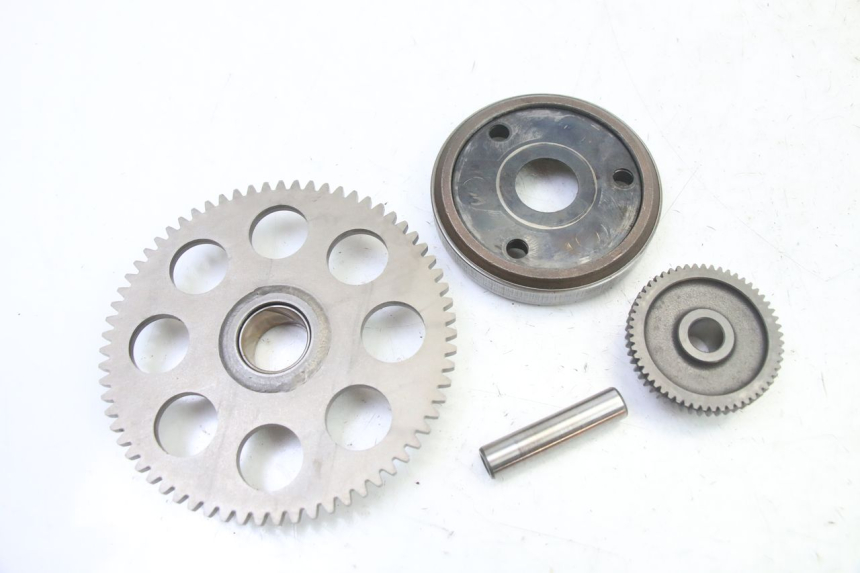 photo de ENGRENAGEM LIVRE DO MOTOR DE ARRANQUE SUZUKI GS GSE 500 (2001 - 2003) - Zoom do estado de desgaste