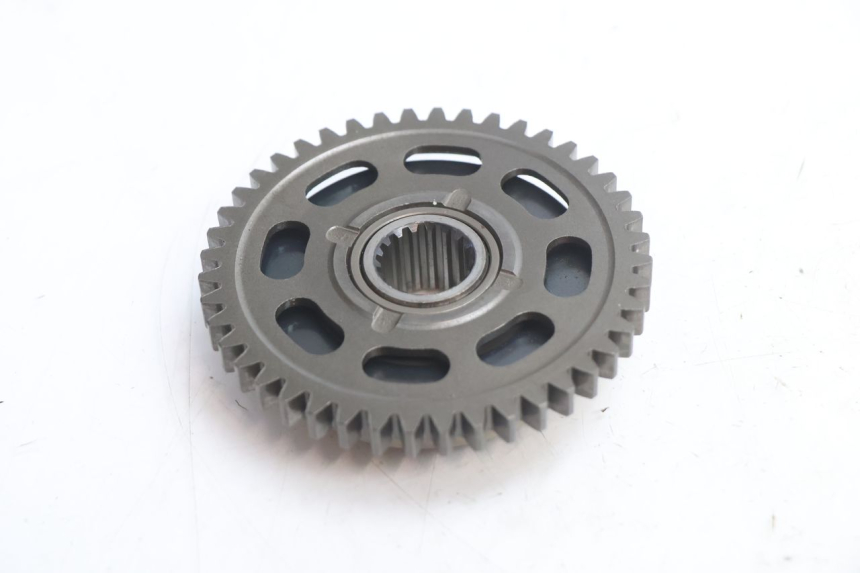 photo de ENGRENAGEM LIVRE DO MOTOR DE ARRANQUE SUZUKI GSR 600 (2005 - 2012) - Pontos de fixação