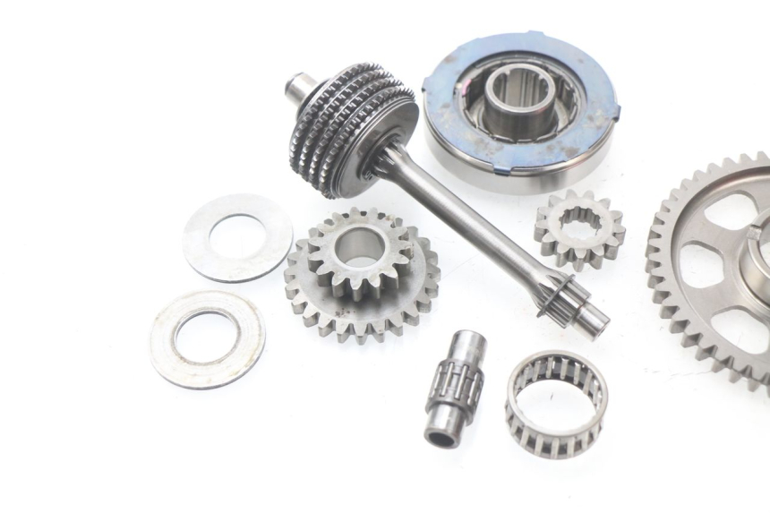 photo de ENGRENAGEM LIVRE DO MOTOR DE ARRANQUE SUZUKI GSX-R GSXR K16 1000 (2012 - 2016) - Outro ângulo de visão