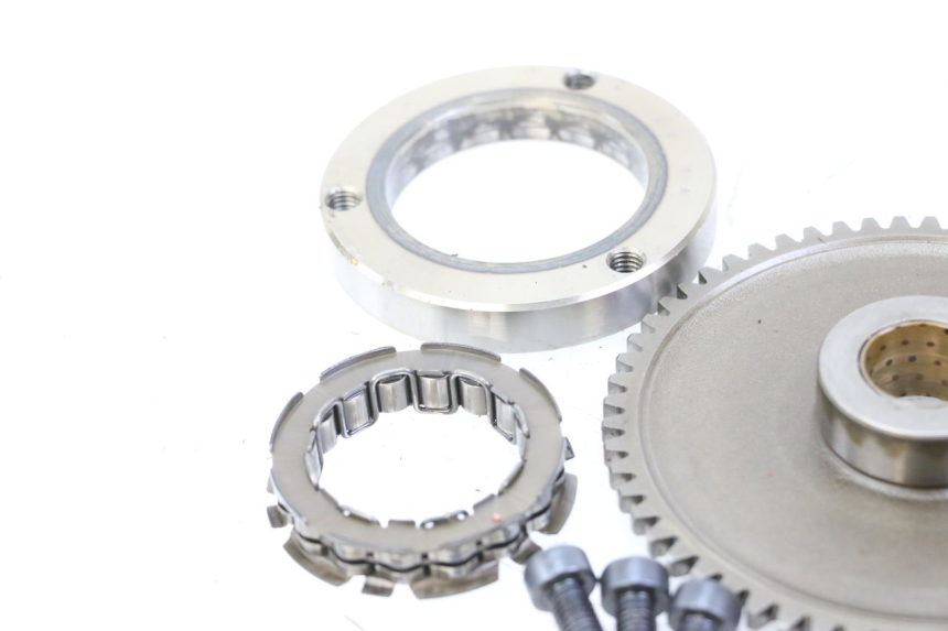 photo de ENGRENAGEM LIVRE DO MOTOR DE ARRANQUE HONDA FES S-WING SWING ABS 125 (2007 - 2015) - Outro ângulo de visão