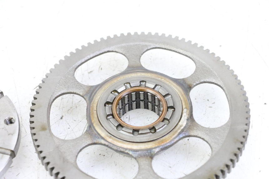 photo de ENGRENAGEM LIVRE DO MOTOR DE ARRANQUE HONDA VT C2 SHADOW 750 (1997 - 2001) - Outro ângulo de visão