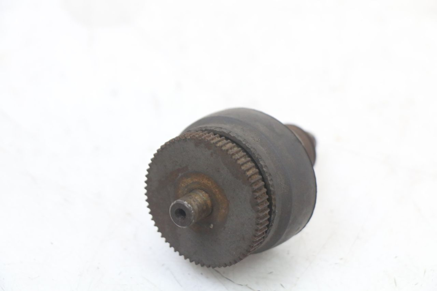 photo de ENGRENAGEM LIVRE DO MOTOR DE ARRANQUE PEUGEOT ELYSTAR 50 (2002 - 2014) - Outro ângulo de visão