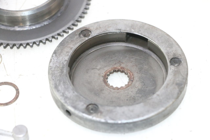 photo de ENGRENAGEM LIVRE DO MOTOR DE ARRANQUE TNT MOTOR ROMA 10' 2T 50 (2011 - 2018) - Estado da superfície