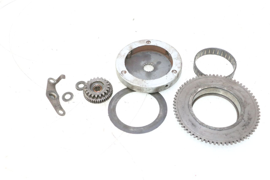photo de ENGRENAGEM LIVRE DO MOTOR DE ARRANQUE KEEWAY RY6 2T 50 (2011 - 2019) - Zoom do estado de desgaste