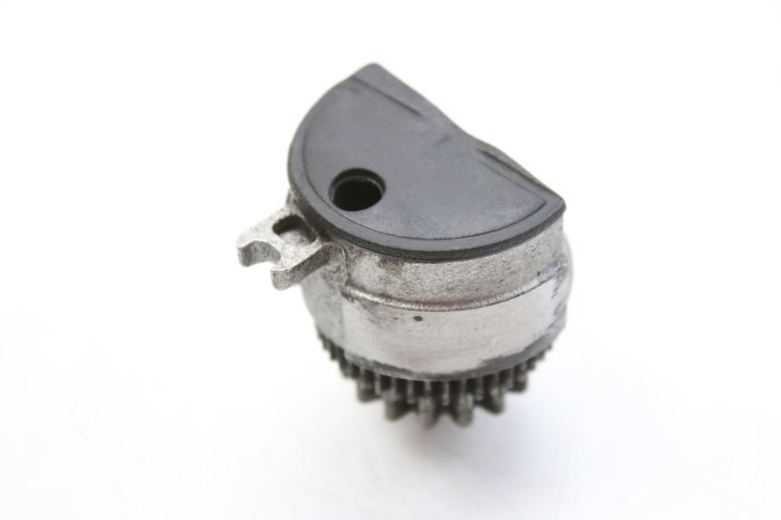 photo de ENGRENAGEM LIVRE DO MOTOR DE ARRANQUE KYMCO SENTO 100 (2008 - 2013) - Outro ângulo de visão