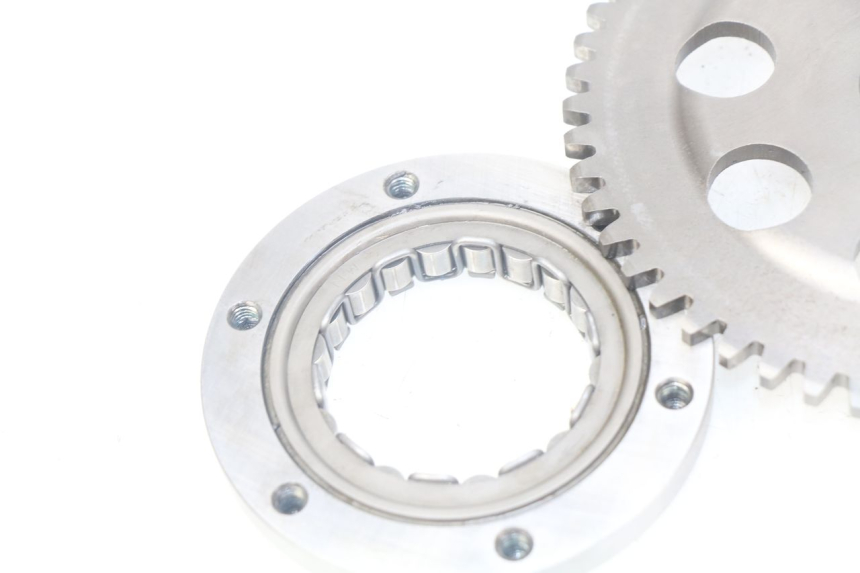 photo de ENGRENAGEM LIVRE DO MOTOR DE ARRANQUE APRILIA SRV 850 (2012 - 2017) - Outro ângulo de visão