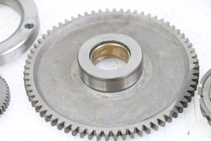 photo de ENGRENAGEM LIVRE DO MOTOR DE ARRANQUE SUZUKI GSX F GSXF 650 (2007 - 2015) - Vista geral