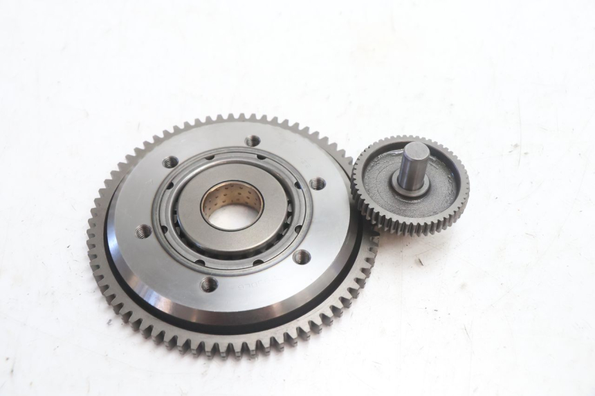 photo de ENGRENAGEM LIVRE DO MOTOR DE ARRANQUE SUZUKI SV S 650 (1999 - 2002) - Vista principal