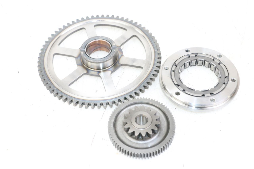 photo de ENGRENAGEM LIVRE DO MOTOR DE ARRANQUE YAMAHA TDM ABS 900 (2002 - 2014) - Vista principal