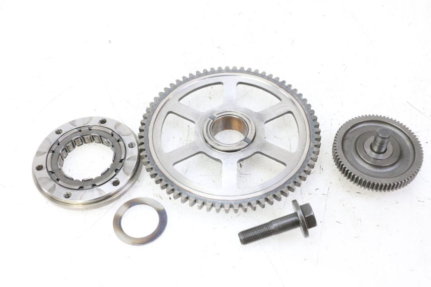 photo de ENGRENAGEM LIVRE DO MOTOR DE ARRANQUE YAMAHA TDM ABS 900 (2002 - 2014) - Vista geral
