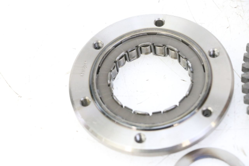photo de ENGRENAGEM LIVRE DO MOTOR DE ARRANQUE YAMAHA TDM ABS 900 (2002 - 2014) - Estado da superfície