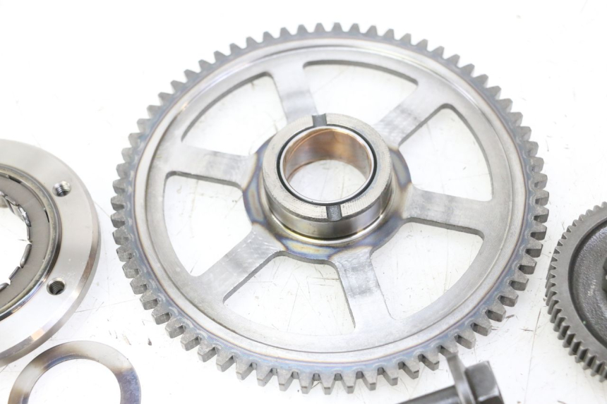 photo de ENGRENAGEM LIVRE DO MOTOR DE ARRANQUE YAMAHA TDM ABS 900 (2002 - 2014) - Peça verificada
