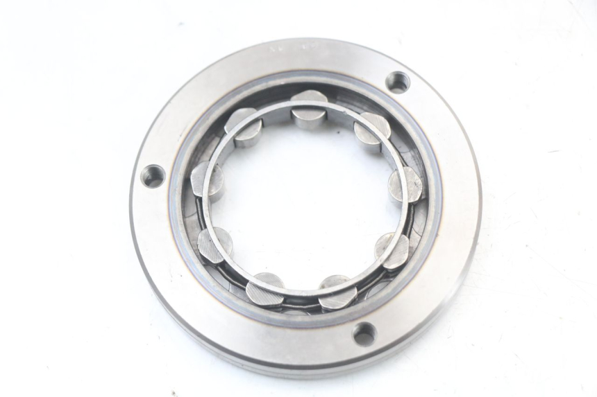 photo de ENGRENAGEM LIVRE DO MOTOR DE ARRANQUE SUZUKI VL INTRUDER 125 (2004 - 2007) - Ampliação técnica