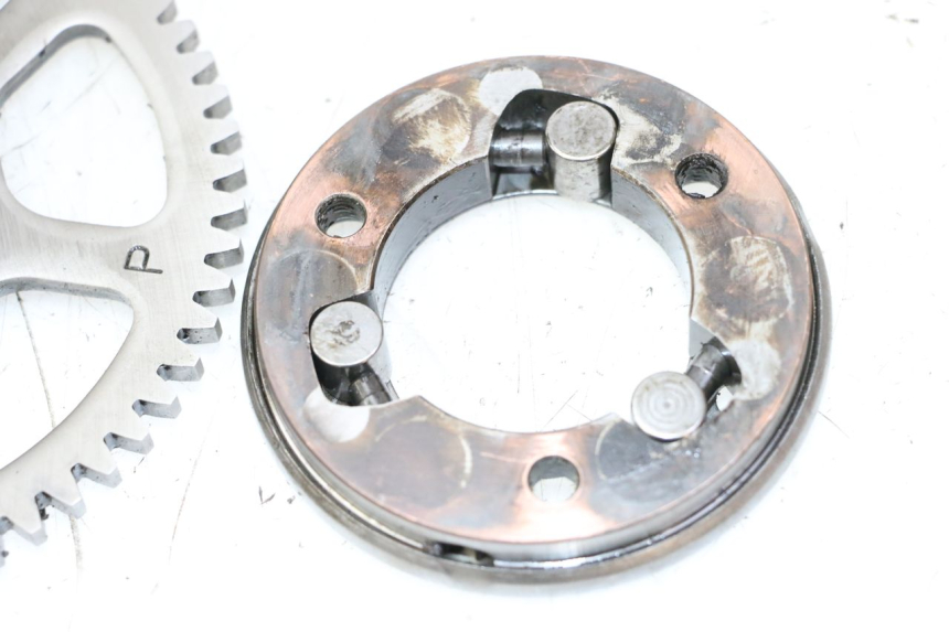 photo de ENGRENAGEM LIVRE DO MOTOR DE ARRANQUE YAMAHA X-CITY XCITY 125 (2007 - 2013) - Ampliação técnica