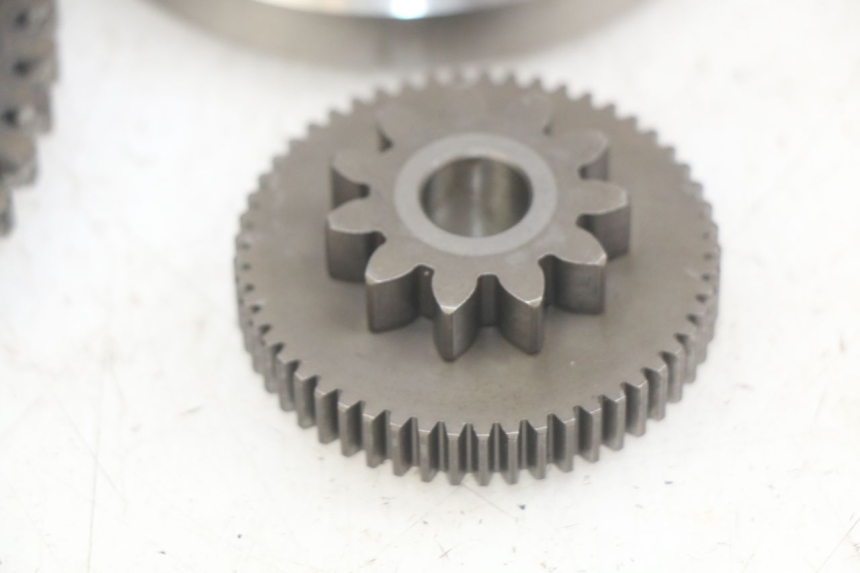 photo de ENGRENAGEM LIVRE DO MOTOR DE ARRANQUE YAMAHA X-MAX XMAX 250 (2006 - 2009) - Ampliação técnica