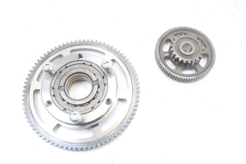 photo de ENGRENAGEM LIVRE DO MOTOR DE ARRANQUE YAMAHA FJR ABS 1300 (2006 - 2012) - Detalhe da peça