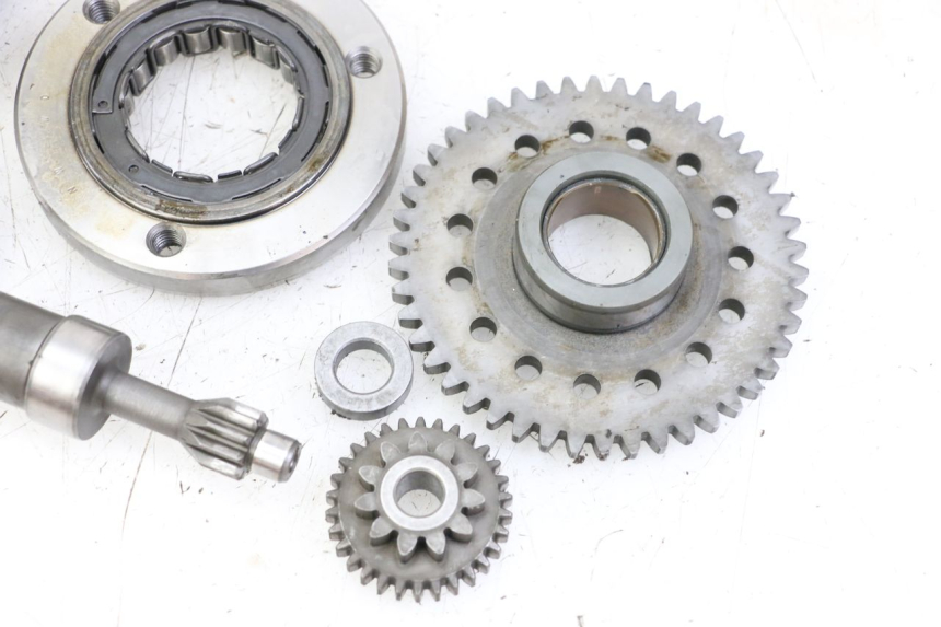 photo de ENGRENAGEM LIVRE DO MOTOR DE ARRANQUE YAMAHA FZS FAZER 600 (2001 - 2003) - Pontos de fixação