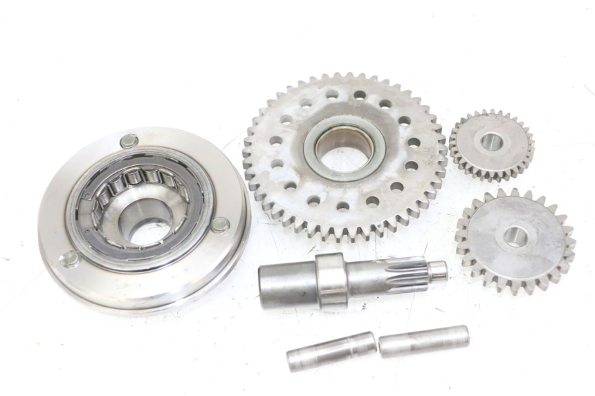 photo de ENGRENAGEM LIVRE DO MOTOR DE ARRANQUE YAMAHA FZS FAZER 600 (2001 - 2003) - Ampliação técnica