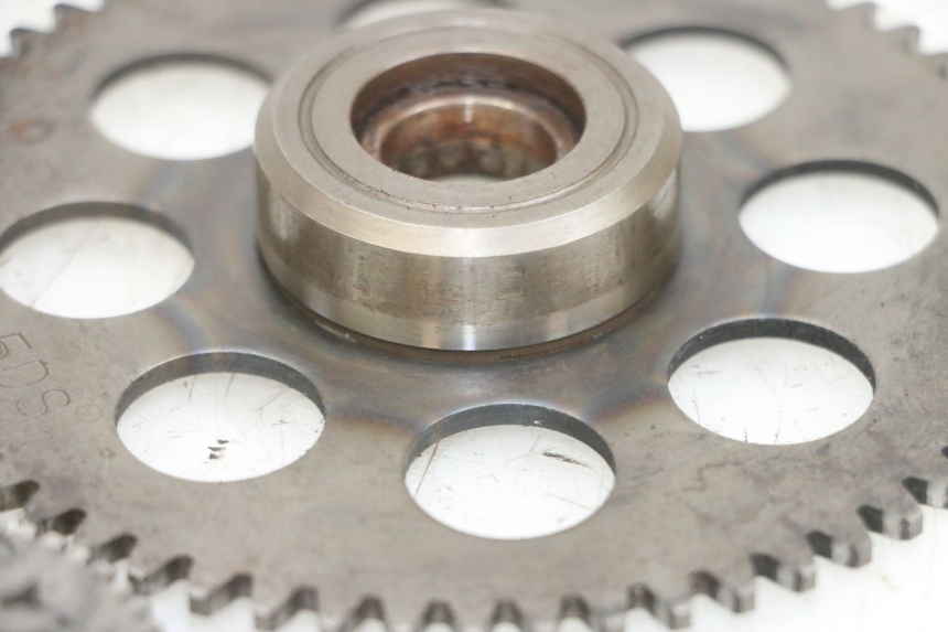 photo de ENGRENAGEM LIVRE DO MOTOR DE ARRANQUE YAMAHA YP MAJESTY 125 (2002 - 2006) - Pontos de fixação
