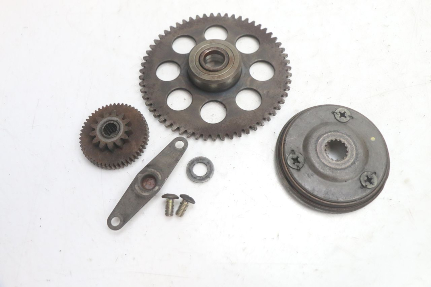 photo de ENGRENAGEM LIVRE DO MOTOR DE ARRANQUE YAMAHA YP MAJESTY 125 (1998 - 2001) - Zoom do estado de desgaste