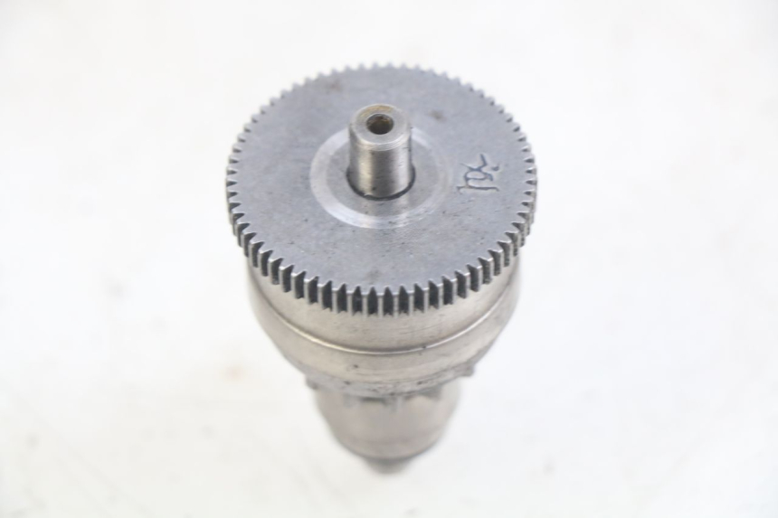 photo de ENGRENAGEM LIVRE DO MOTOR DE ARRANQUE UNIVERSAL BIKE ZN50QT-11B 50 (2018 - 2021) - Detalhe da peça