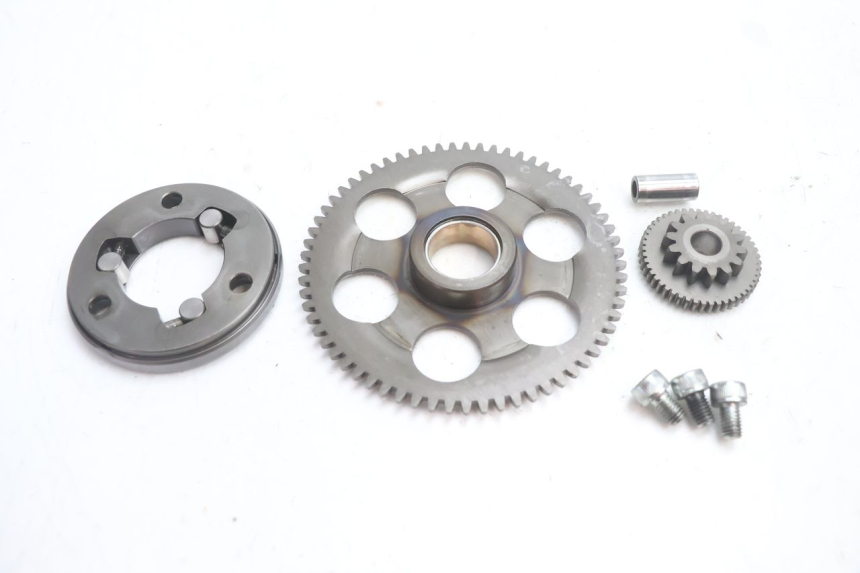 photo de ENGRENAGEM LIVRE DO MOTOR DE ARRANQUE KAWASAKI ZX-6R ZX6R 600 (2000 - 2002) - Outro ângulo de visão