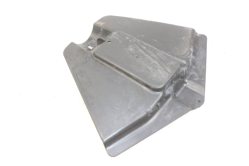photo de PROTETOR DO MOTOR PIAGGIO FLY 2T 50 (2004 - 2017) - Detalhe da peça