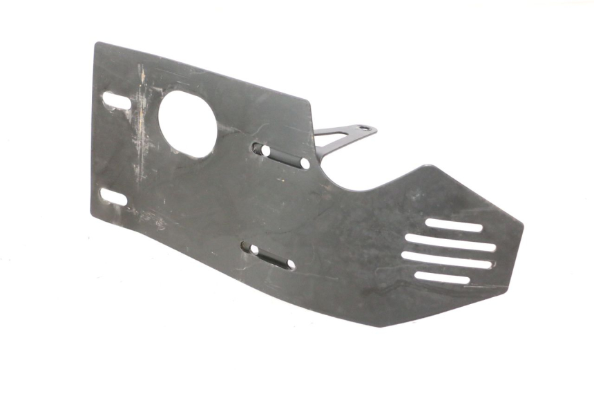 photo de PROTETOR DO MOTOR APOLLO RFZ 150 - Detalhe da peça