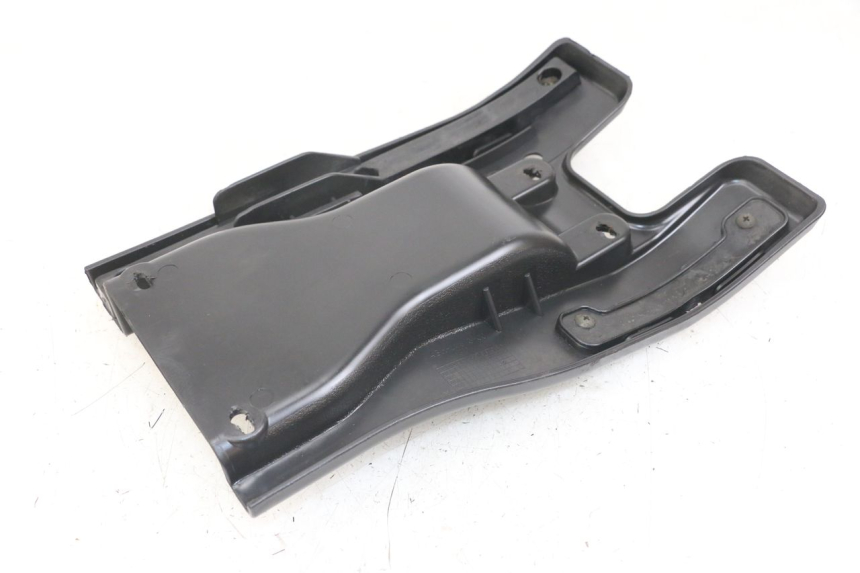 photo de PROTETOR DO MOTOR HYTRACK ST 170 (2020 - 2024) - Detalhe da peça