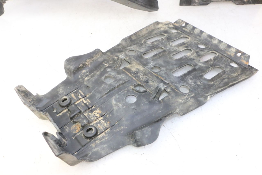 photo de PROTETOR DE MOTOR YAMAHA YFM GRIZZLY 550 (2008 - 2015) - Detalhes característicos
