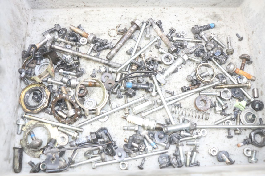 photo de SACO DE PARAFUSOS E FERRAGENS KYMCO AGILITY 16+ 4T 50 (2018 - 2023) - Detalhe da peça