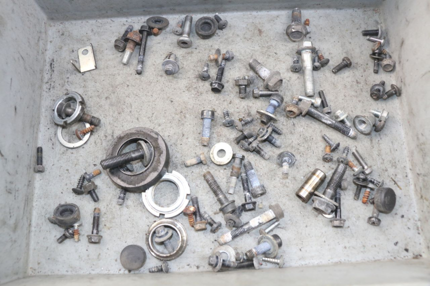 photo de SACO DE PARAFUSOS E FERRAGENS SUZUKI BURGMAN 125 (2007 - 2014) - Vista principal