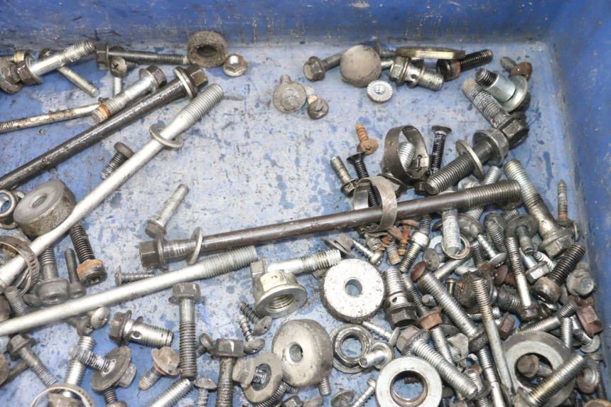 photo de SACO DE PARAFUSOS E FERRAGENS SUZUKI BURGMAN 125 (2007 - 2014) - Detalhe da peça