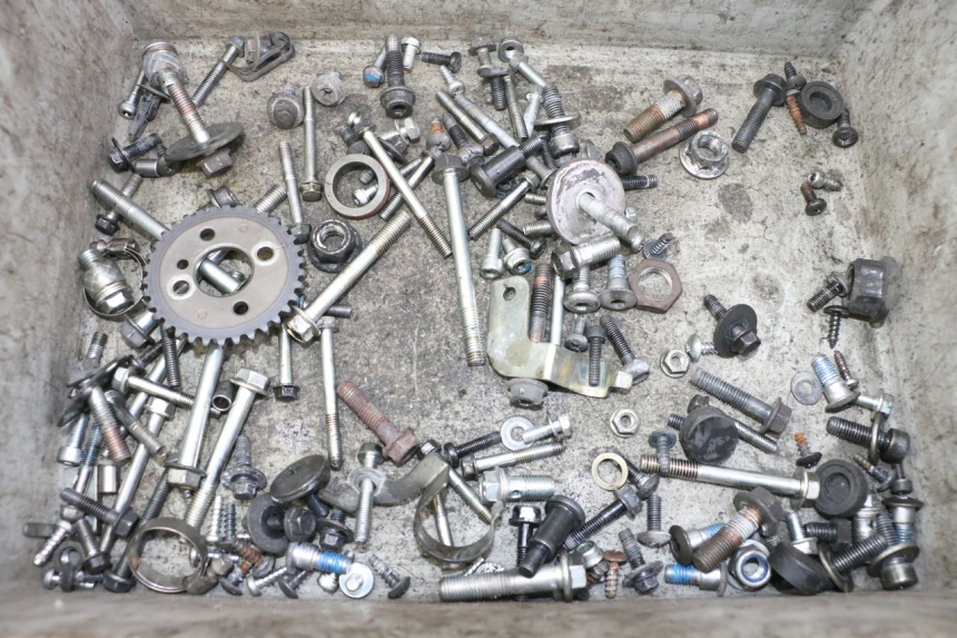 photo de SACO DE PARAFUSOS E FERRAGENS SUZUKI BURGMAN 125 (2007 - 2014) - Vista principal