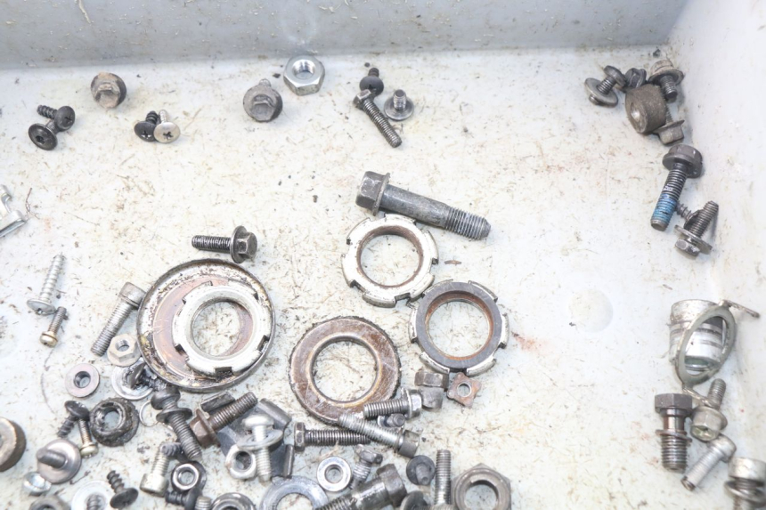 photo de SACO DE PARAFUSOS E FIXADORES YAMAHA BW'S 50 (2004 - 2017) - Detalhe da peça