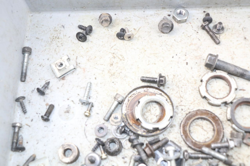 photo de SACO DE PARAFUSOS E FIXADORES YAMAHA BW'S 50 (2004 - 2017) - Ampliação técnica