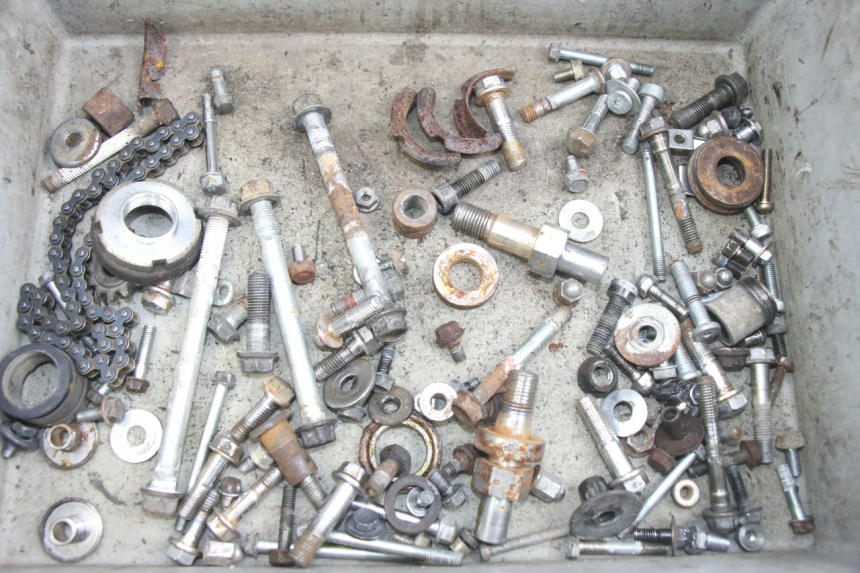 photo de SACO DE PARAFUSOS E FERRAGENS HONDA CA REBEL 125 (1995 - 2001) - Vista principal