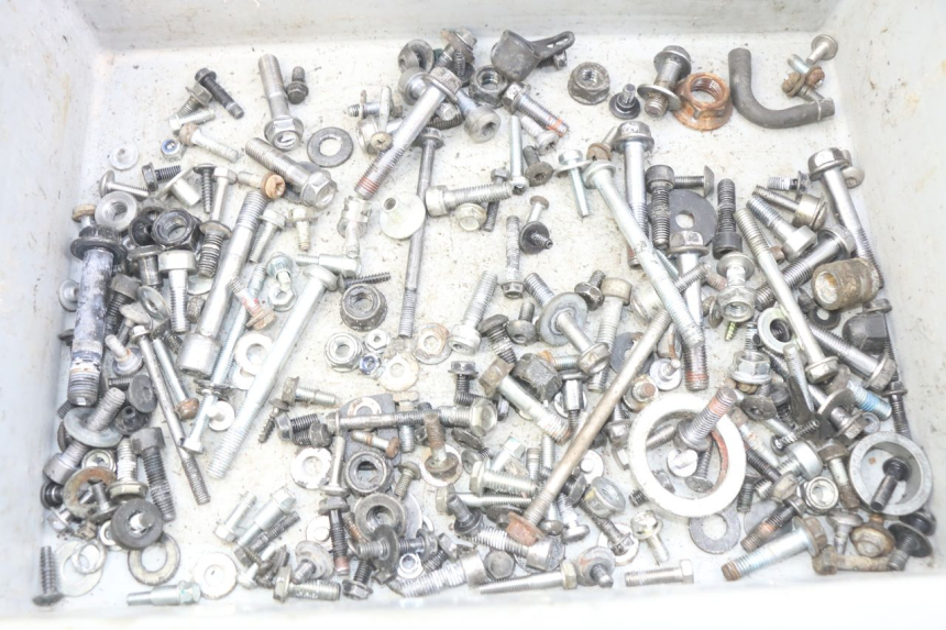 photo de SACO DE PARAFUSOS E FERRAGENS HONDA CB R 1000 (2018 - 2023) - Detalhe da peça