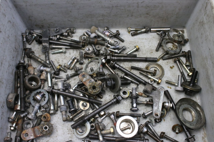 photo de SACO DE PARAFUSOS E FERRAGENS HONDA CBF 500 (2004 - 2007) - Detalhe da peça