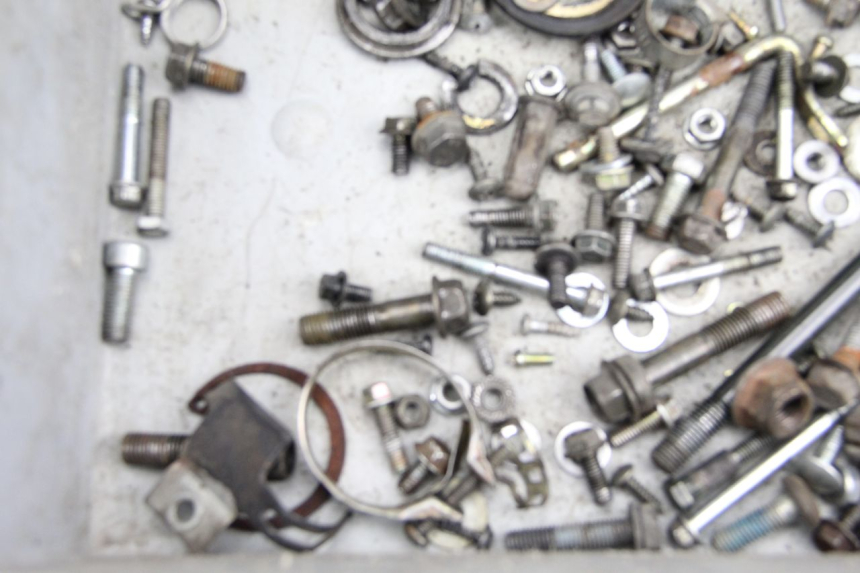 photo de SACO DE PARAFUSOS E FIXADORES JMSTAR CJ12M 125 (2005 - 2007) - Detalhe da peça