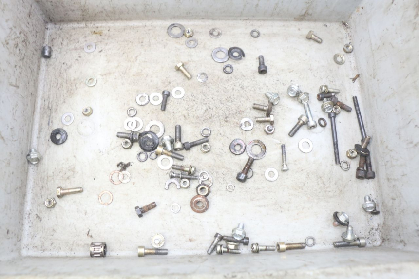 photo de SACO DE PARAFUSOS E FERRAGENS POCKET BIKE COURSE 50 - Detalhe da peça