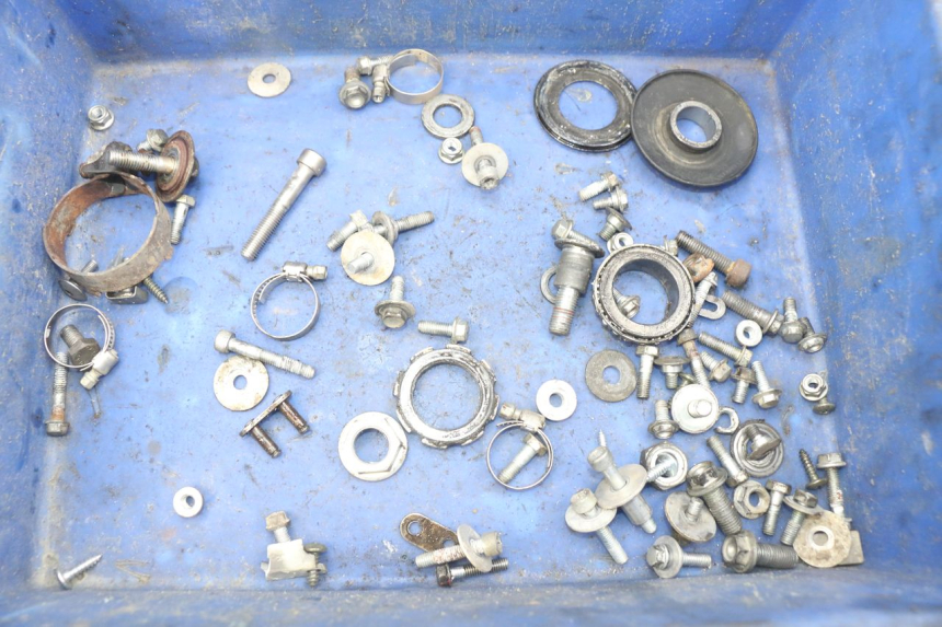 photo de SACO DE PARAFUSOS E FERRAGENS HONDA CRF CR-F 450 (2005 - 2008) - Detalhe da peça