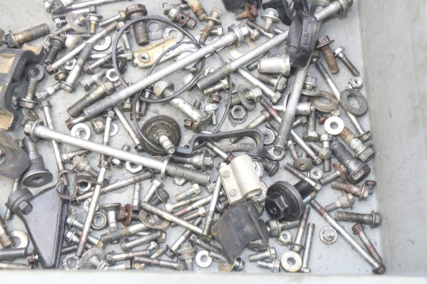 photo de SACO DE PARAFUSOS E FERRAGENS HONDA CRF 250 (2016 - 2017) - Detalhe da peça