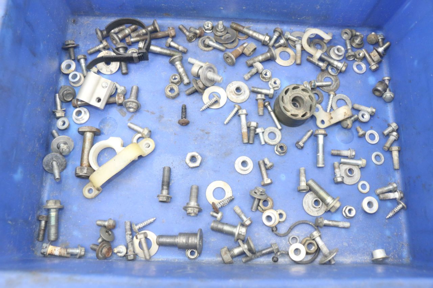 photo de SACO DE PARAFUSOS E FERRAGENS HONDA CRF 250 (2010 - 2013) - Detalhe da peça