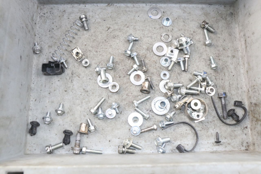photo de SACO DE PARAFUSOS E FERRAGENS HONDA CRF-F CRF F 110 (2019 - 2022) - Detalhe da peça